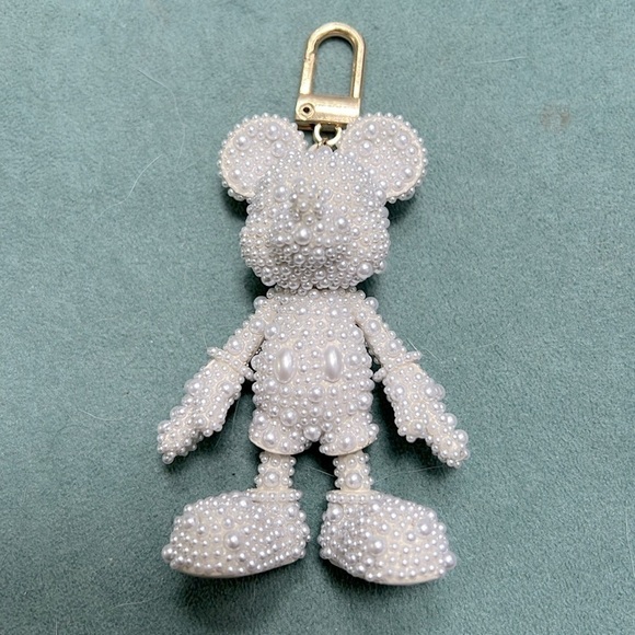 BAUBLEBAR x Disney Mickey Mouse Bag Charm Pearl Fob Key Chain - Picture 4 of 6